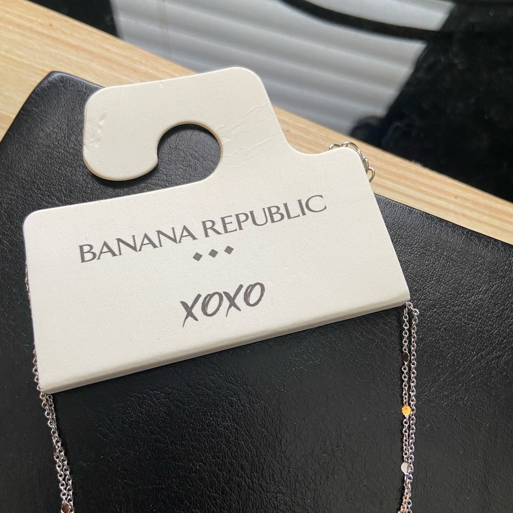 Banana Republic necklace